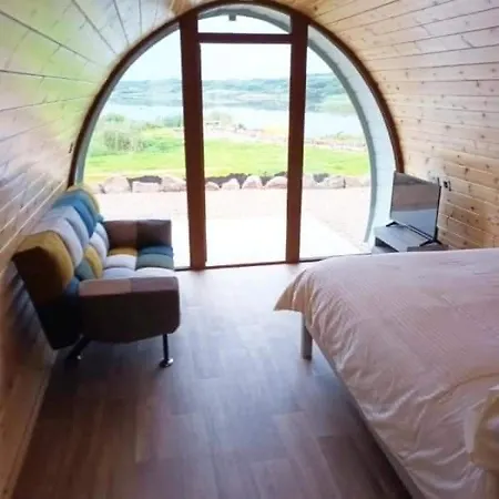 Роскошный шатер Wheelhousepods Glamping Донегол